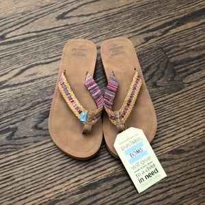 TOMS sandals size 7, brand new. Brown